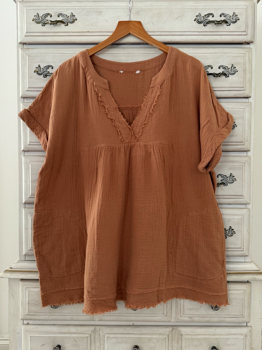Vici Rust Brown Textured Gauze V-Neck Tunic